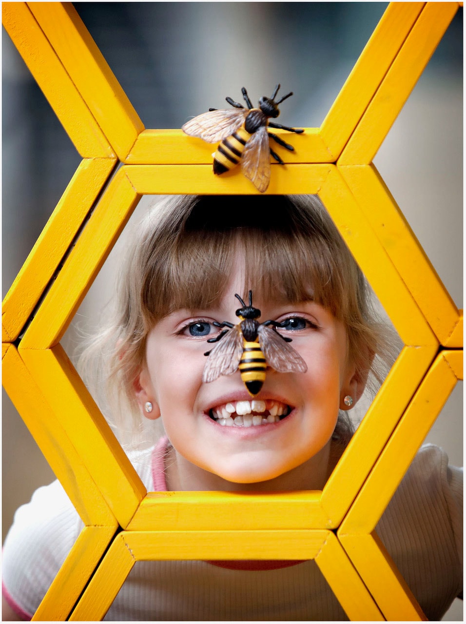Caela Callander (7) examines geometric honeycomb ahead of Maths Week Scotland 2025. Photo © Paul Dodd-6