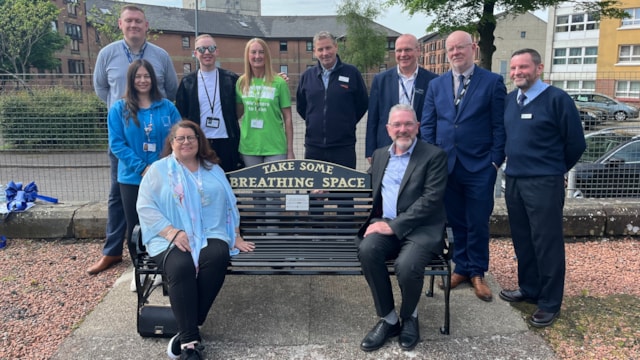 New ‘breathing space’ bench installed at Dalmuir as part of mental health awareness drive: Breathing Space 3