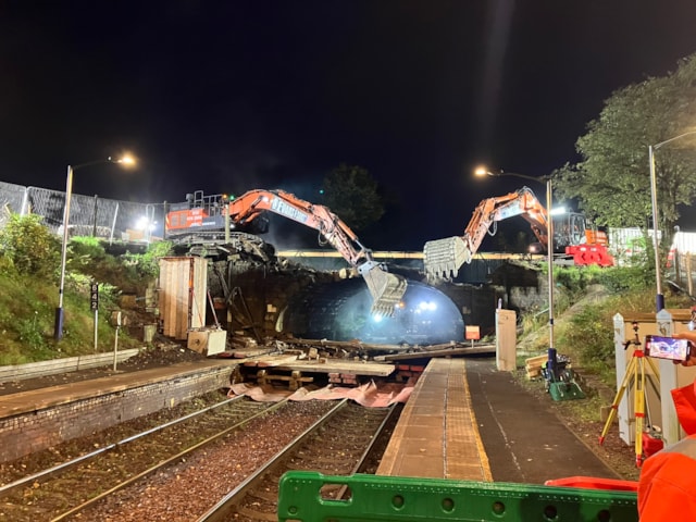 Bridge demolition work complete on £140m East Kilbride project: Thornliebank Road-3