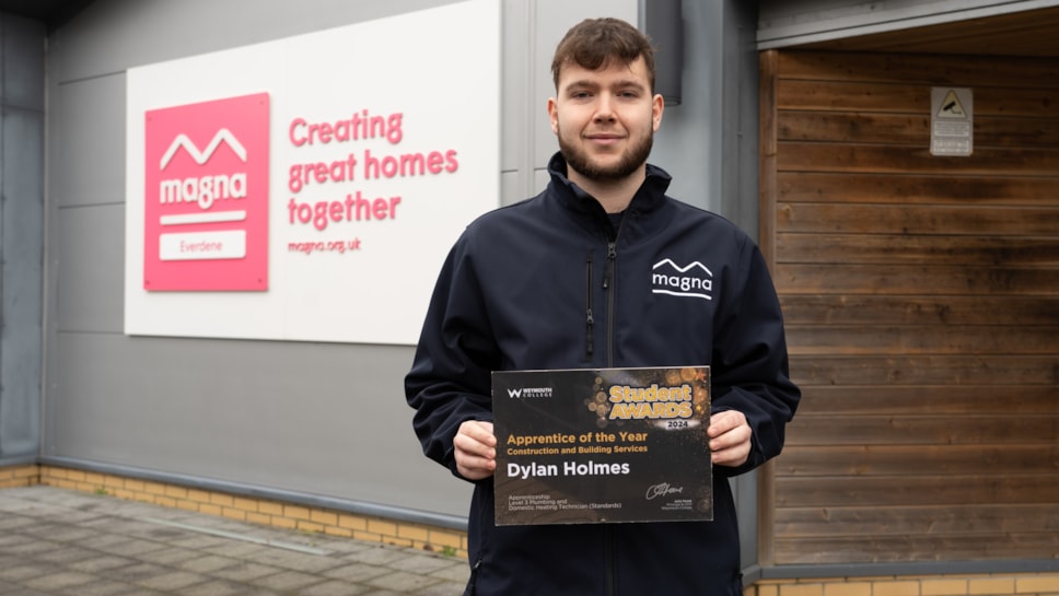 apprentice of the year dylan holmes