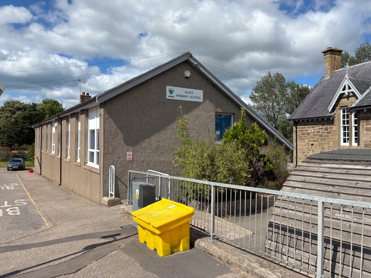 AIves Primary School building
