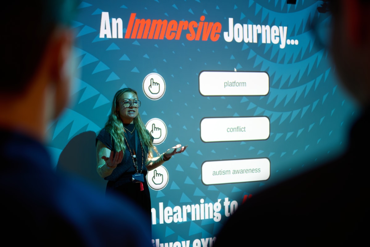 Anita Brown, Head of Innovation and Engagement at Avanti West Coast, unveils the immersive learning space in Crewe