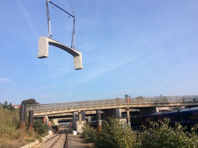 Thorney Lane bridge under construction  231919
