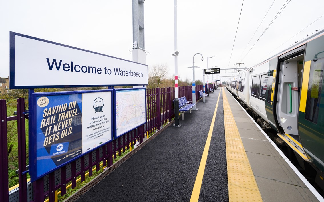 Kings Lynn 11 December eight carriage train event (9): The first eight carriage train calls at Waterbeach station's new platform extension