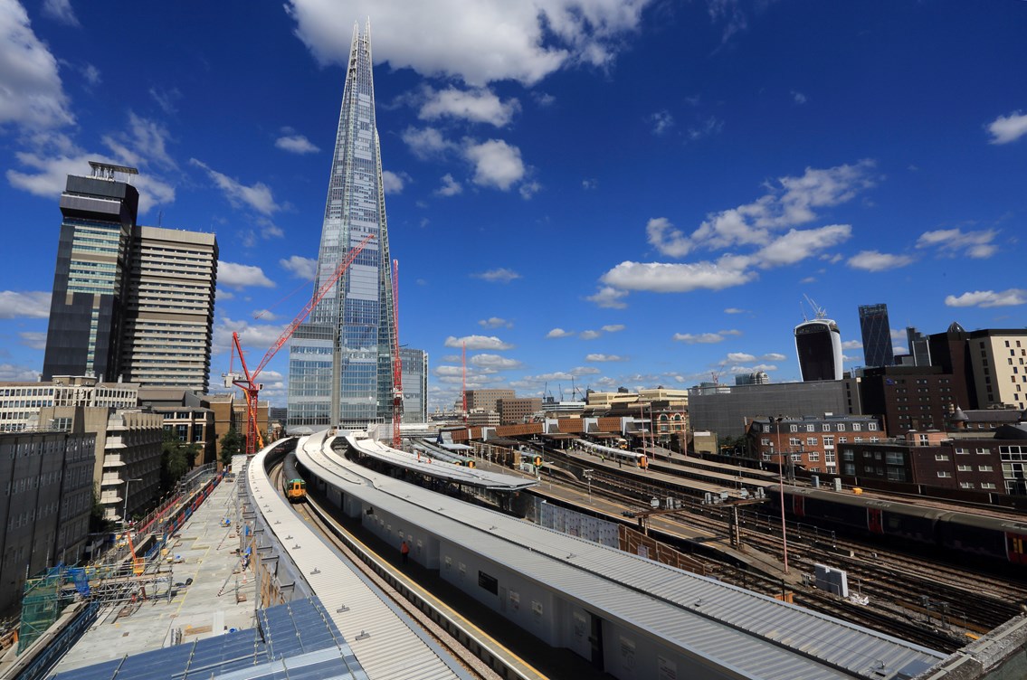 Thameslink route rail passengers urged to plan alternative routes this August as massive rebuild of London Bridge rail station affects journeys into the capital: London Bridge - new platforms 13 and 14