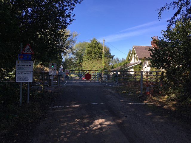 Network Rail first as two pieces of level crossing technology are linked together to improve safety