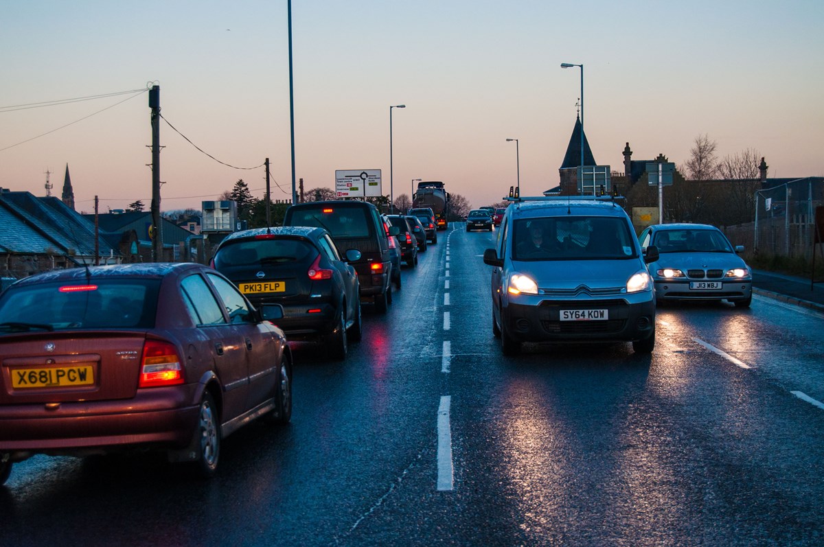 New Elgin Road traffic-2