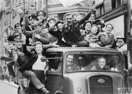 VE Day image IWM