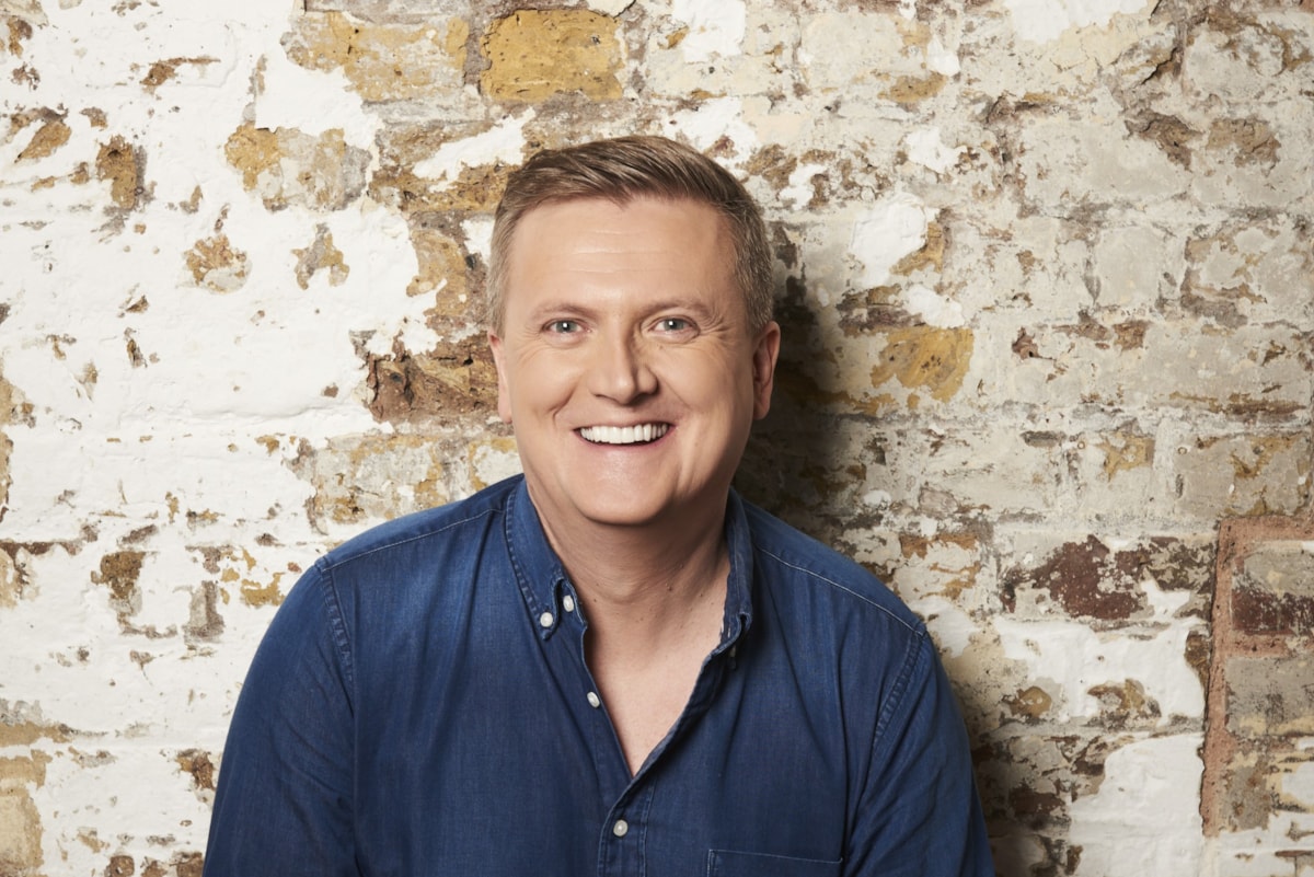 aled jones - approved tour pic - full circle