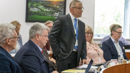 Cllr Mike Evemy at the CDC full Council meeting 