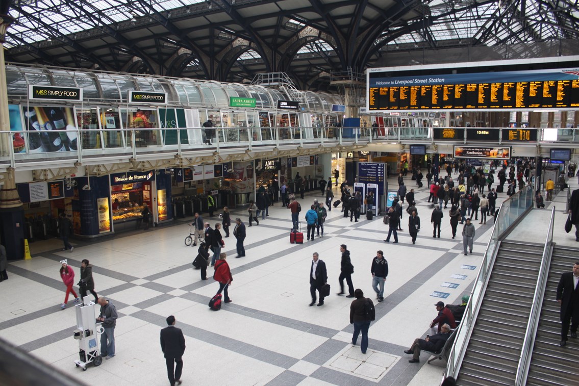 LONDON'S BUSIEST STATIONS TO FEATURE ON GOOGLE STREET VIEW: Google Street View at Liverpool Street Station