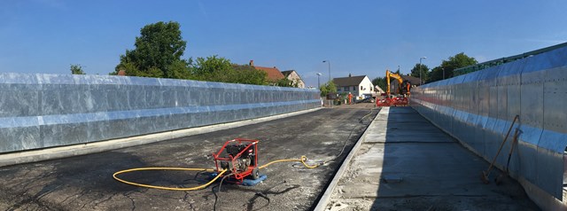 6 Aug Muirhead Rd bridge deck