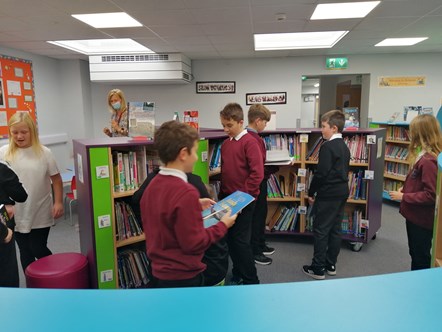 Millbank Primary School pupils visiting new library