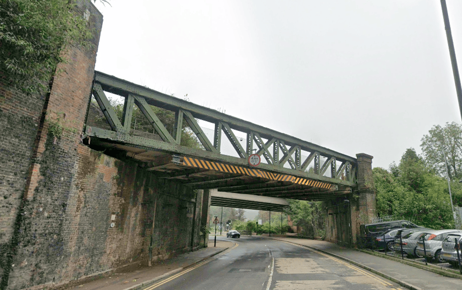 Brighton Road bridge near Coulsdon South station