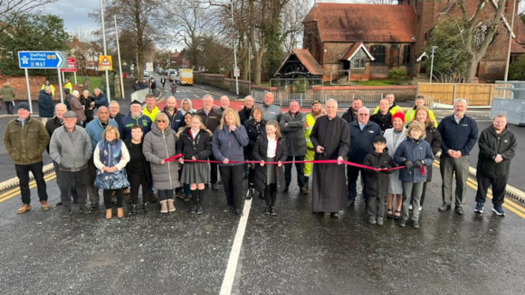 Celebration marks unveiling of new £23m motorway bridge: M67StAnnes2