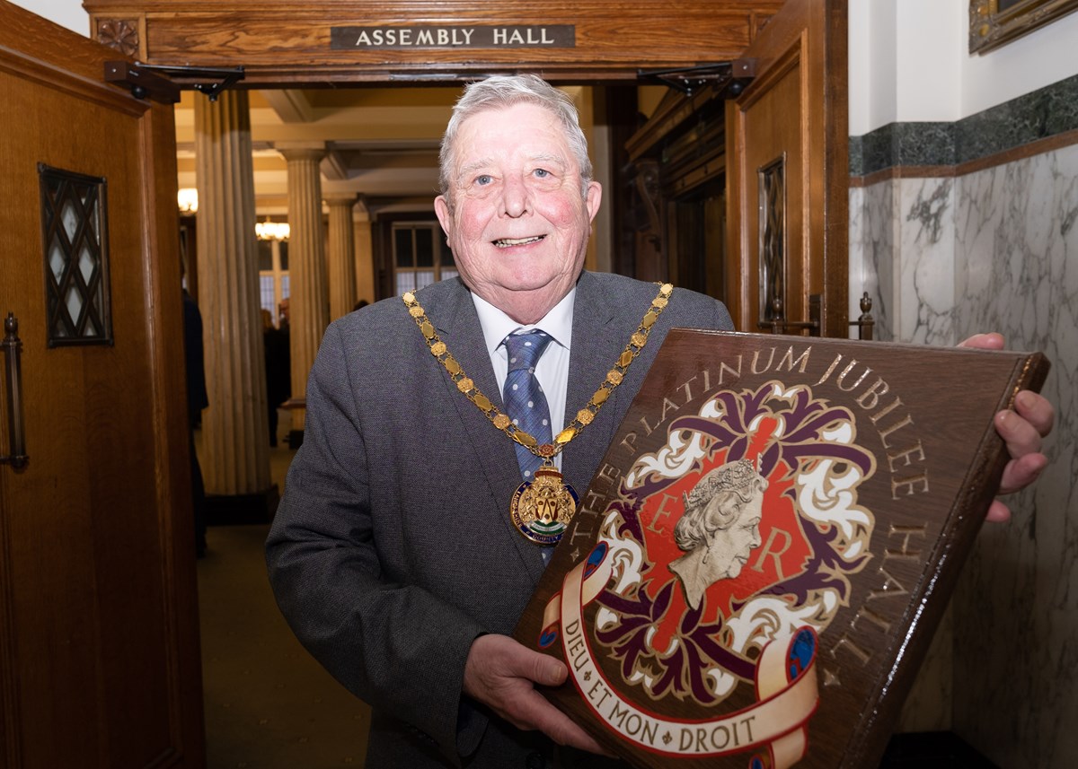 County Councillor Peter Britcliffe, Chairman of LCC with Platinum Jubilee Hall plaque