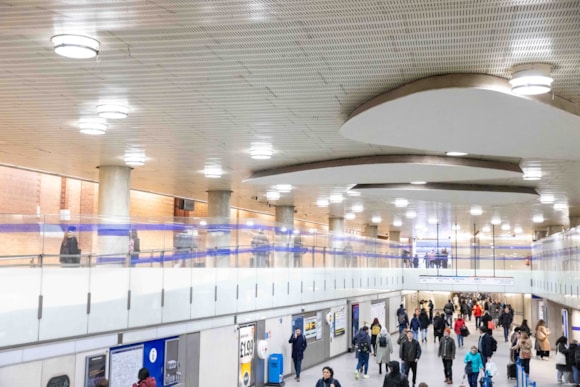 6,000 lights at King’s Cross St Pancras converted to LEDs, providing brighter and greener journeys for passengers: KingsCrossStP ticket hall area - Luca MarinoTransport for London