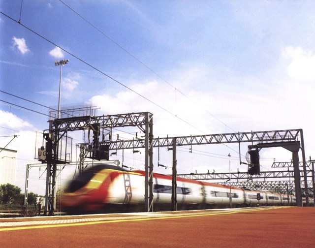 Class390 through Rugby station