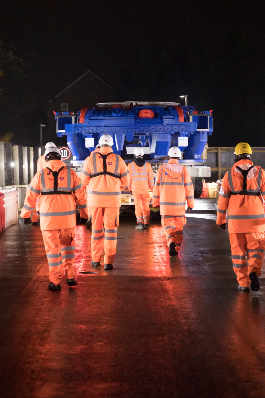 First two London Tunnels TBMs arrive in West Ruislip-3: Cutter head for one of the first two London TBMs transported to West Ruilsip. 

Tags: Tunnelling, Engineering, TBMs, Tunnel Boring Machines, London, West Ruislip, SCS JV