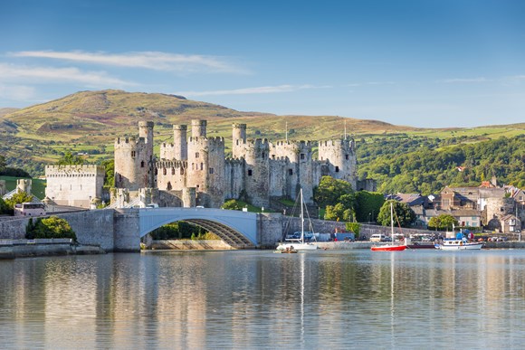 Visit Wales- Conwy Castle