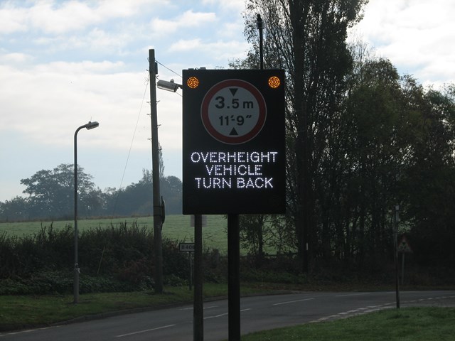 Interactive warning sign at Vigo bridge, Bromsgrove