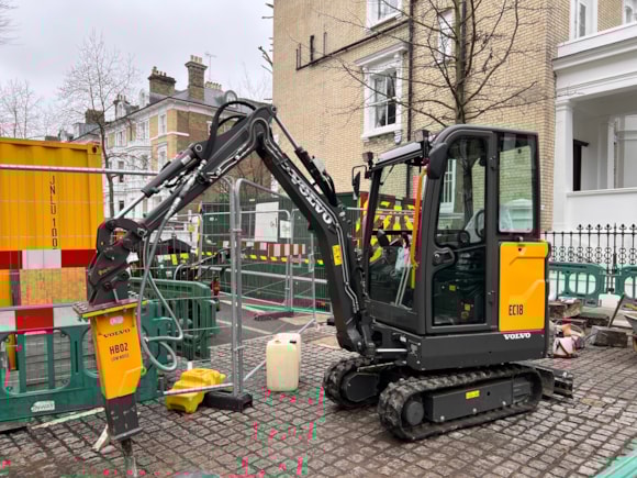 TfL trials mobile charging with electric construction vehicles for the first time to cut emissions: Volvo Electric Excavator