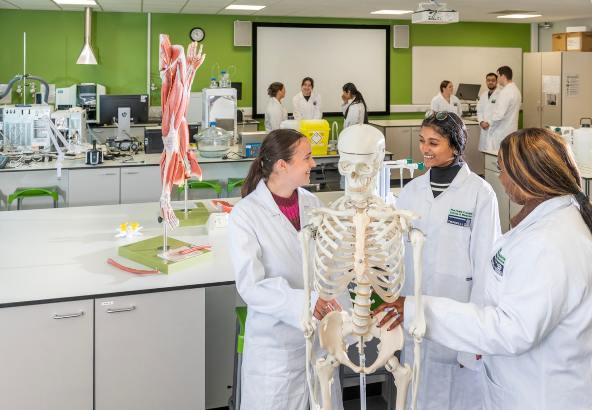 PCSM students in the STEM labs 2
