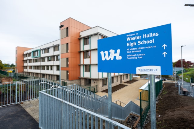 Wester Hailes HS pedestrian canal link: The new pedestrian entrance to the school from the Union Canal
Credit: McLaughlin & Harvey