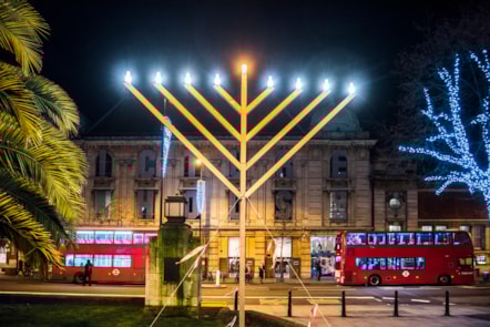 Menorah2