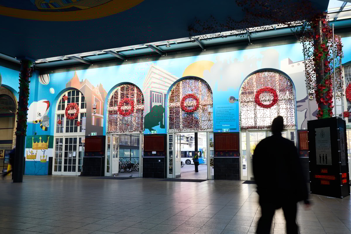 HULL REMEMBRANCE TPE NOV2025 12