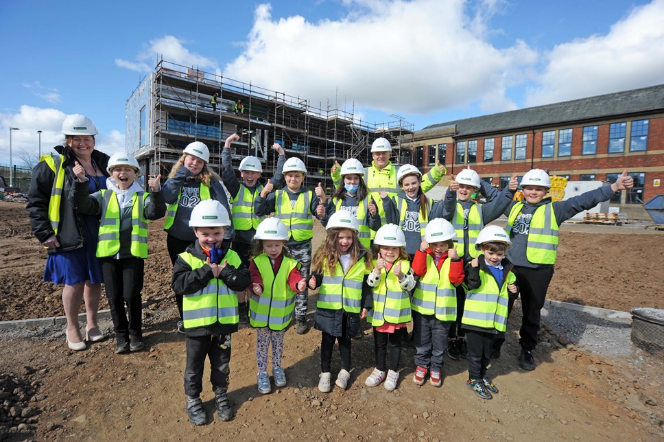 Head Teacher Tina Gaitens and pupils visit the site of Crosshouse Primary