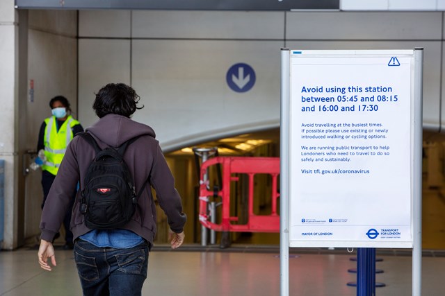 TfL Image - Station Poster Avoid travelling at the busiest times