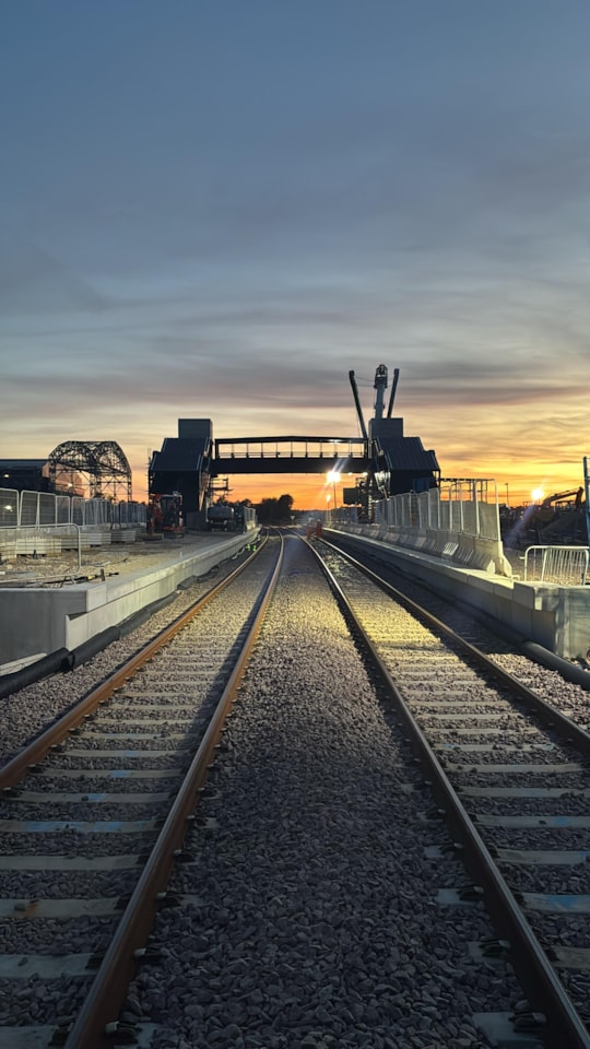 Bristol Brabazon station footbridge installation on the former Filton Airfield.jpg: Bristol Brabazon station footbridge installation on the former Filton Airfield.jpg