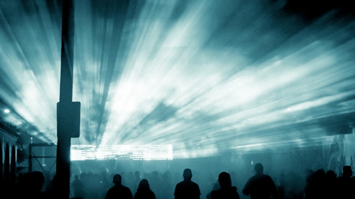 Light Night Leeds 2024: Parallels by Architecture Social Club will see multi-coloured laser beams, which pulse and flicker to a mesmerising electronic soundscape near the new Aire Park, outside The Tetley.