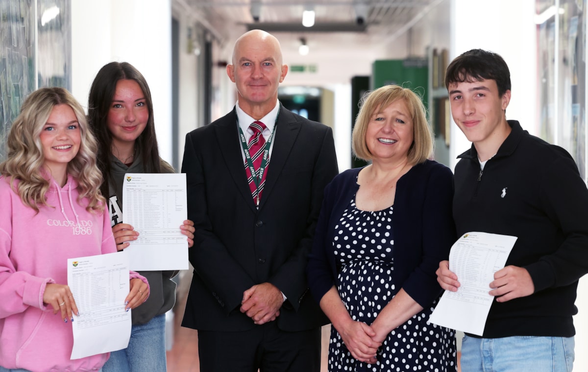 21.08.25 GCSE Results Cab Sec Ed  4-3