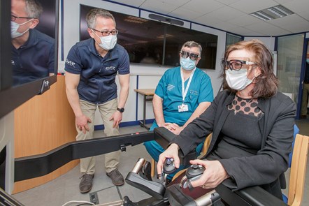 Health Minister Eluned Morgan uses new robotic surgery technology at Ysbyty Gwynedd.
Pictured from L to R Mike Yang (CMR Surgical) Mohammed Abdulmajed (Betsi Cadwaldr Univeristy HEalthBoard) Eluned Morgan