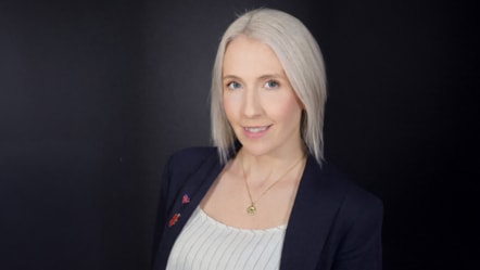 LCCEllieCloseNewWomen&girlsChampion1