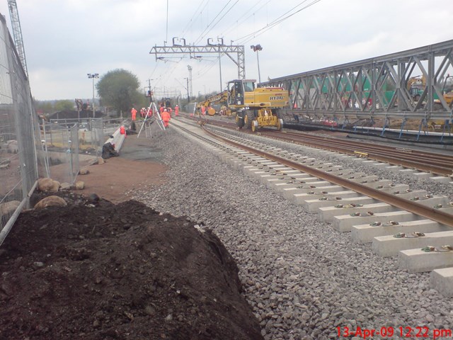 £1.5M INVESTMENT IN CROSS CITY LINE: thimbling rail