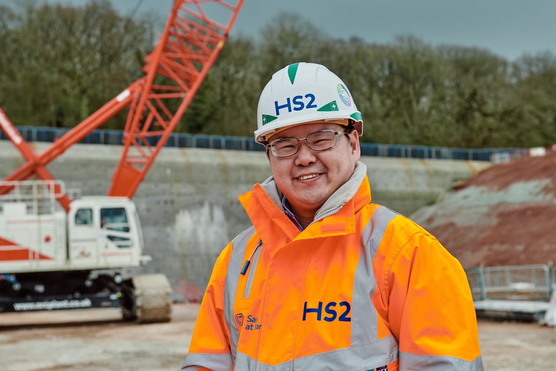 Worker at the Long Itchington Wood slurry treatment plant: Credit: HS2 Ltd