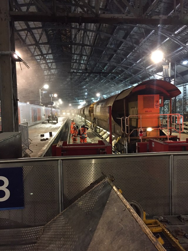 Liverpool Lime Street night works 2 Oct 2017 - Copy