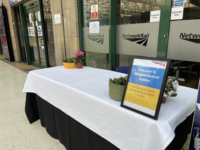 Scotland’s Railway offers a warm welcome to refugees from Ukraine: Ukraine support welcome hub 2