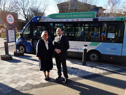 First Bus Managing Director Janette Bell meets with Roads Minister Richard Holden MP at the launch of the UK's first fully electric autonomous bus service