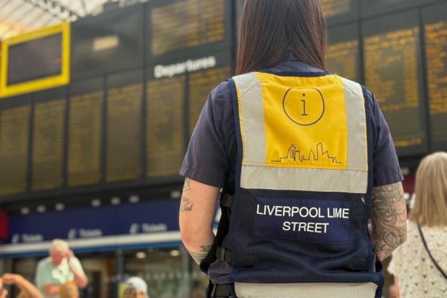 Staff in yellow vests - Lime Street (2): Staff in yellow vests - Lime Street (2)