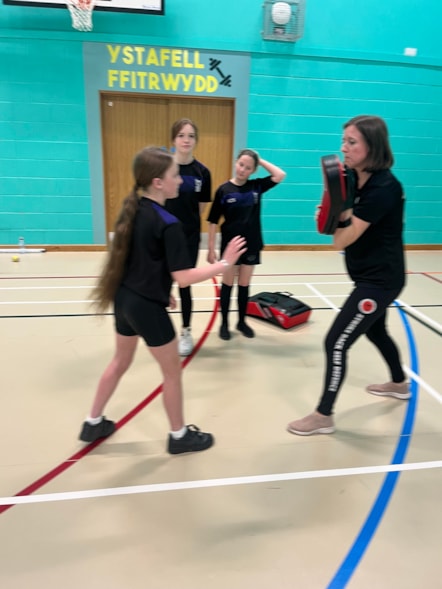 Us Girls Nov 2025 3 - Ni Ferched Tachwedd 2025 3