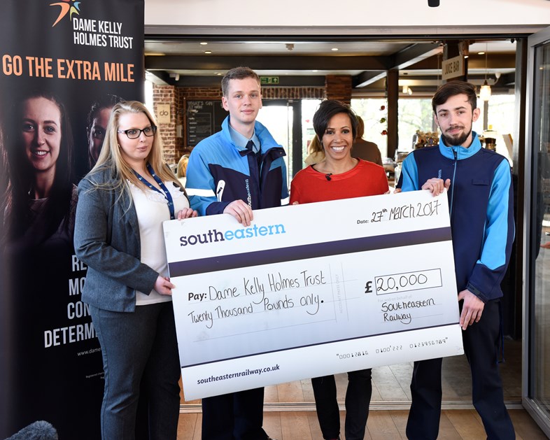 Southeastern donates £20,000 to Dame Kelly Holmes Trust: Dame Kelly Holmes Group 1 - cheque