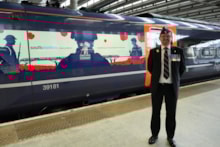 Volunteers for the Royal British Legion and members of Southeastern's Armed Forces Network attended the unveiling of the new livery-4: Volunteers for the Royal British Legion and members of Southeastern's Armed Forces Network attended the unveiling of the new livery-4