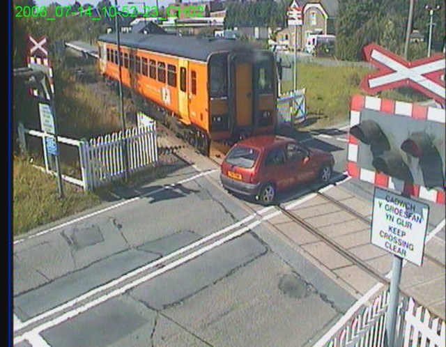 TOUGH SENTENCES NEEDED IN THE MIDLANDS AS LEVEL CROSSING LAW BREAKING REACHES FIVE YEAR HIGH: Motorist narrowly avoids train smash at Llangadog LX (still image)