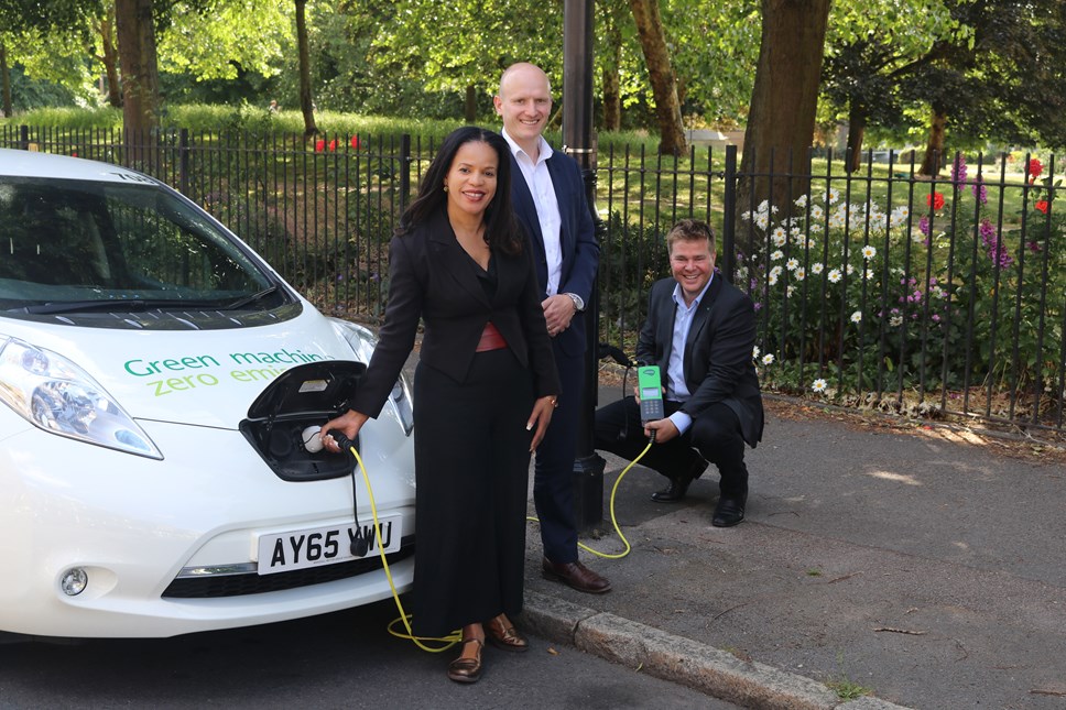 Cllr Claudia Webbe, Gareth Marshall (Siemens) and Knut Hechtfisher (Ubitricity)