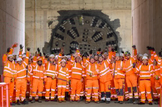 HS2 staff, engineers and tunnellers celebrate the breakthrough of TBM Elizabeth at Washwood Heath Oct 2025-2: HS2 staff, engineers and tunnellers celebrate the breakthrough of TBM Elizabeth at Washwood Heath Oct 2025-2