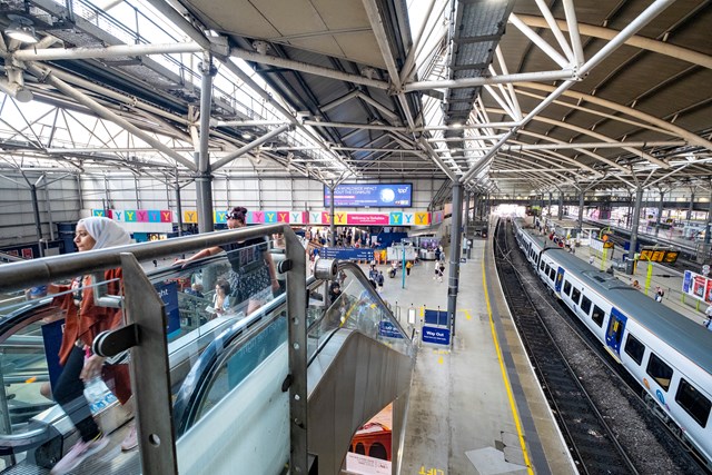 Leeds Station-52